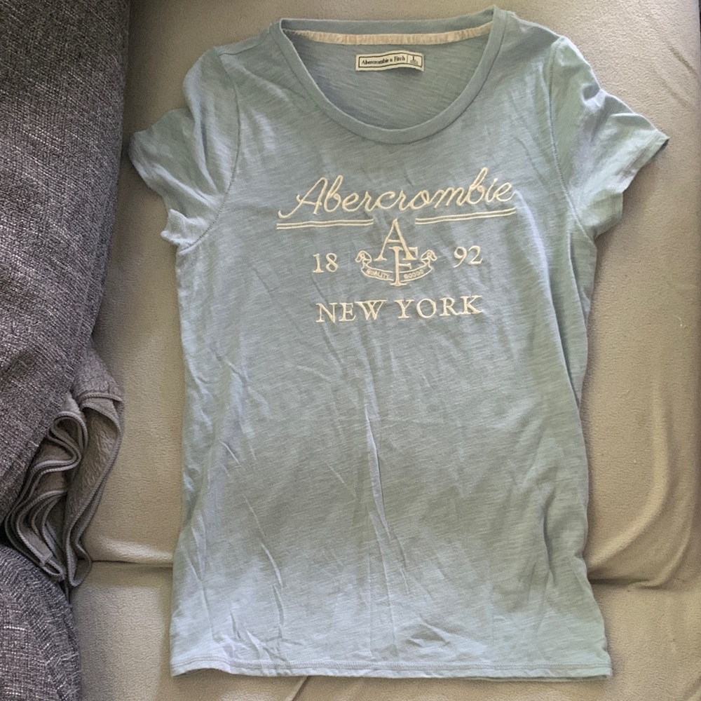 Abercrombie Baby Blue Tee size L